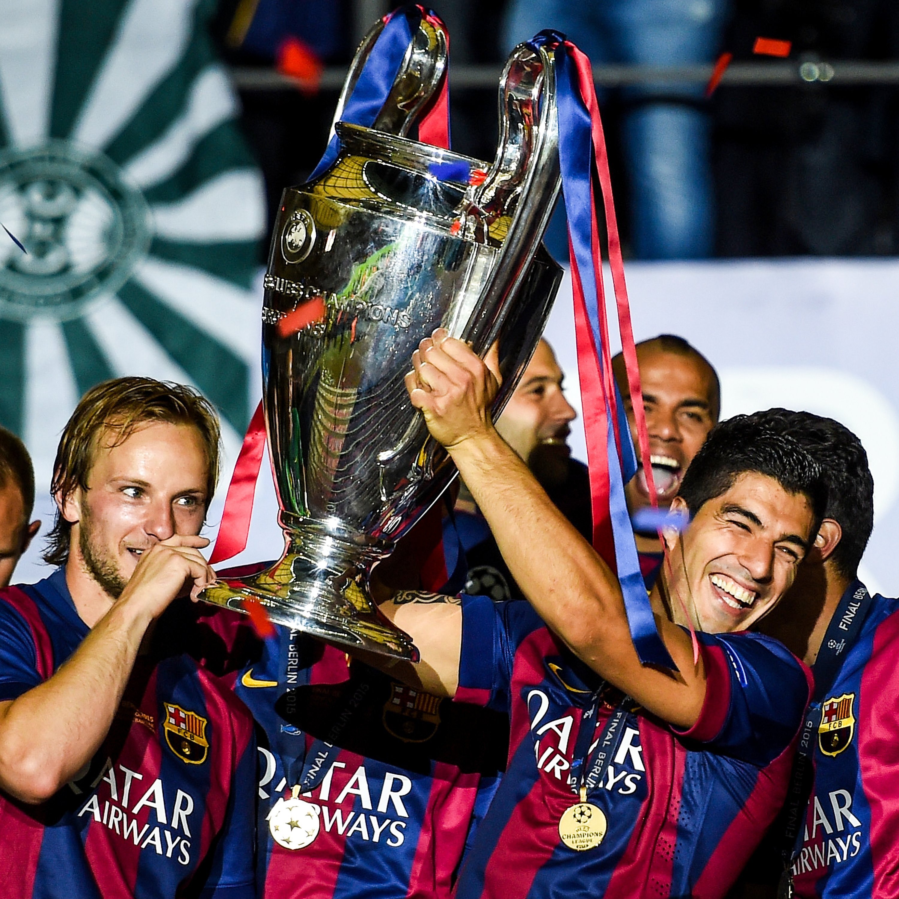 开云体育在线-乌克兰碾压皇马，苏亚雷斯高光表现