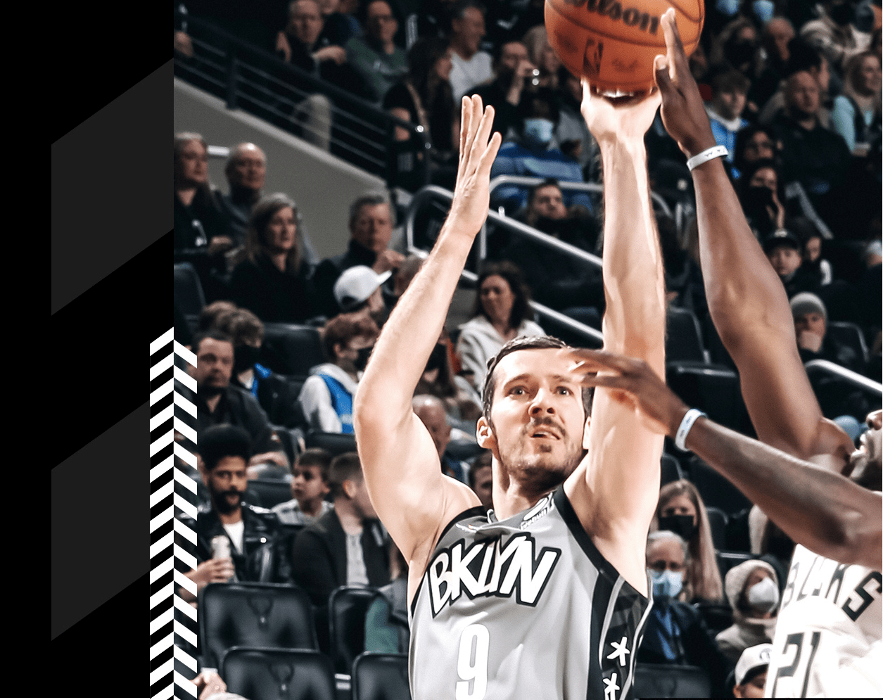 雄鹿翻盘篮网,戈贝尔状态火热 雄鹿翻盘篮网,戈贝尔状态火热