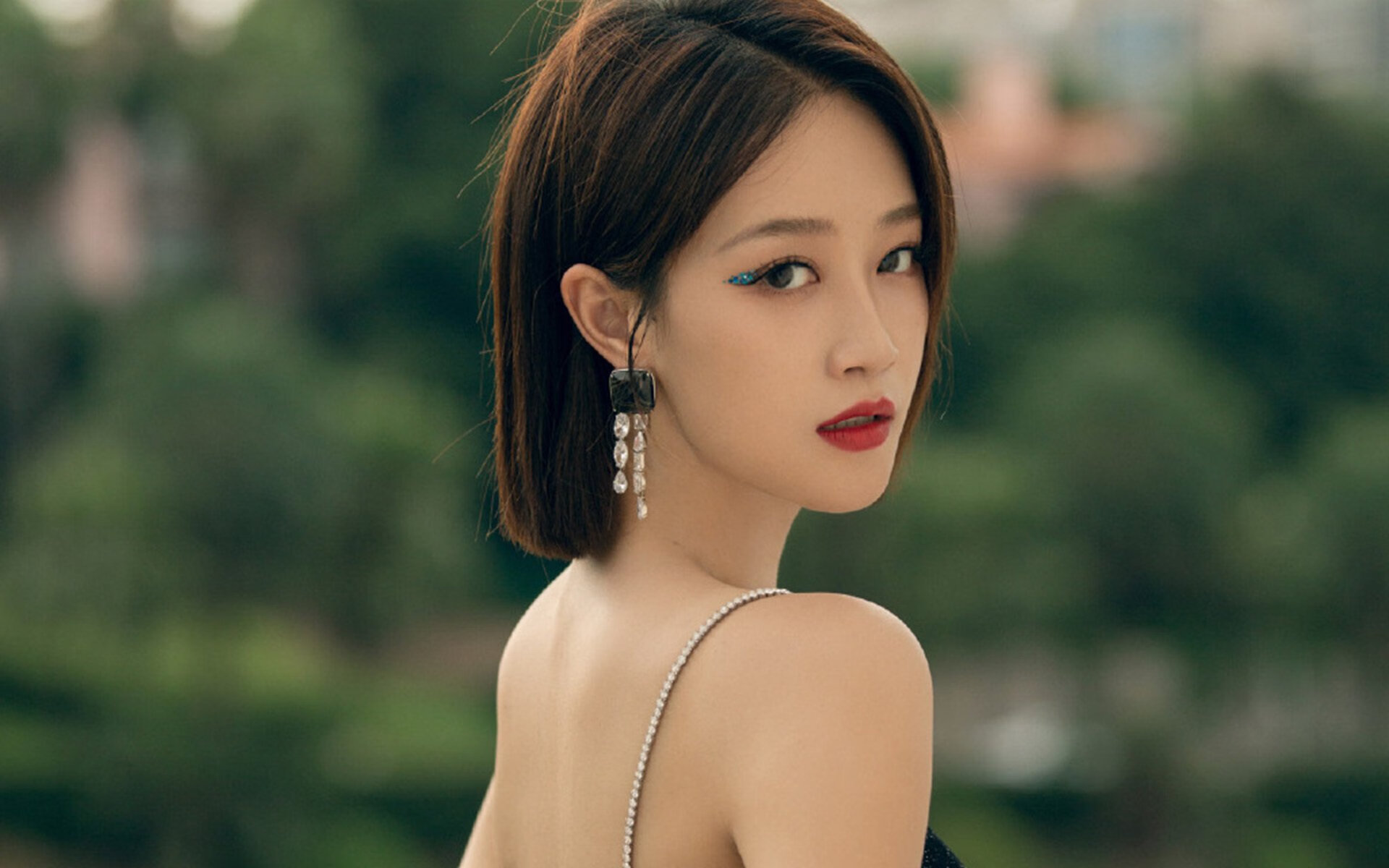 当篮坛王者降临绿茵场，詹姆斯加时绝杀改写德甲历史